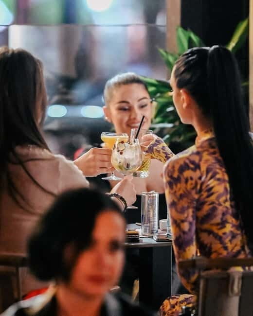 Tirana: Pub Experience with Tarot Cards and 5 Cocktails - In-Depth Look at the Experience