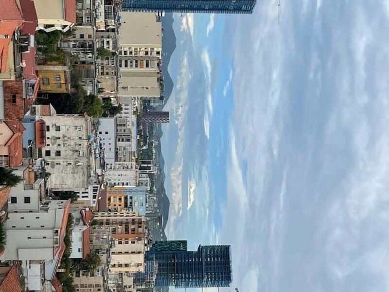 Tirana: Pyramid Schemes & Bunker Dreams - A Closer Look at the Tour Experience