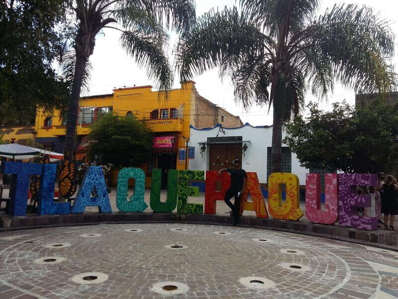 Tlaquepaque Magic Town: Artisans, Traditions, Architecture - A Closer Look at the Tlaquepaque Tour Experience