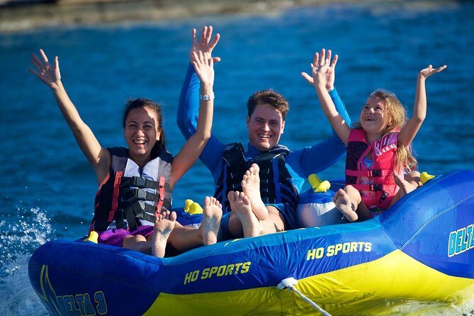 Toa Boat Bora Bora Private Lagoon tour with Lunch On Majestic Pontoon Boat - What Makes This Tour Stand Out
