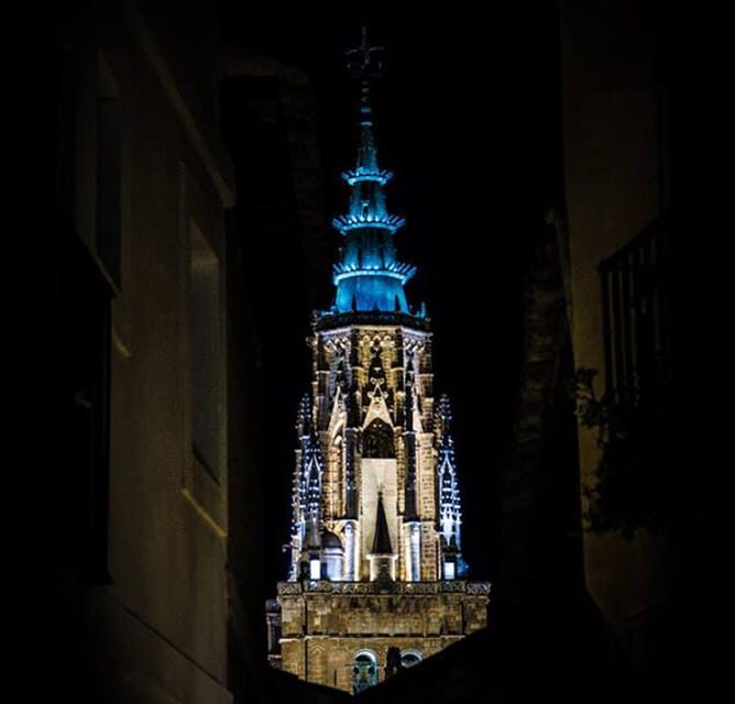 Toledo Cathedral Guided Tour in Spanish - Key Points