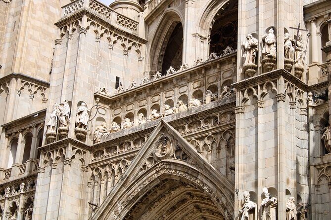 Toledo Historical Small Group Tour with Cathedral & Monuments - The Experience From Past Travelers’ Eyes