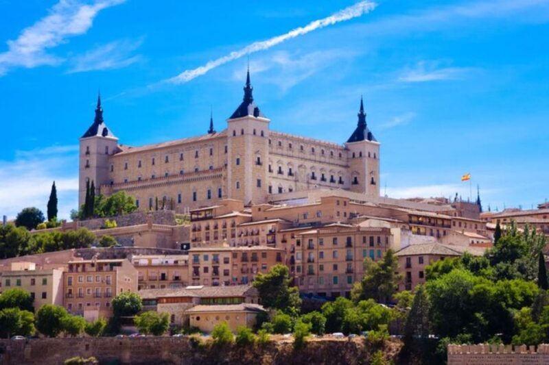 Toledo: Private tour with an official guide - Exploring Toledo with a Private Official Guide