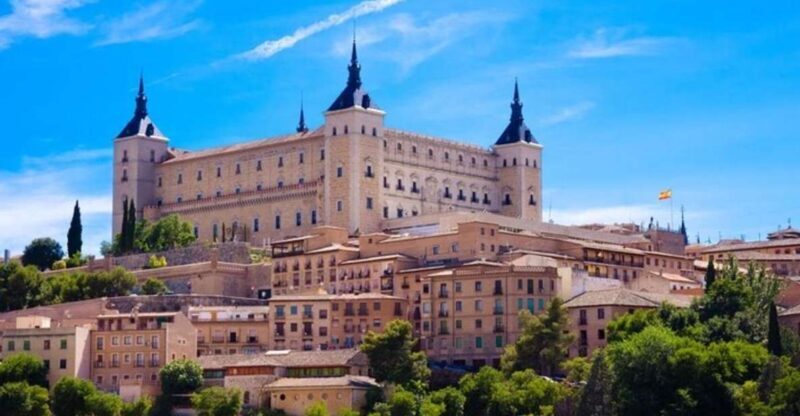 Toledo : Private Walking Tour with a Pro guide - FAQ