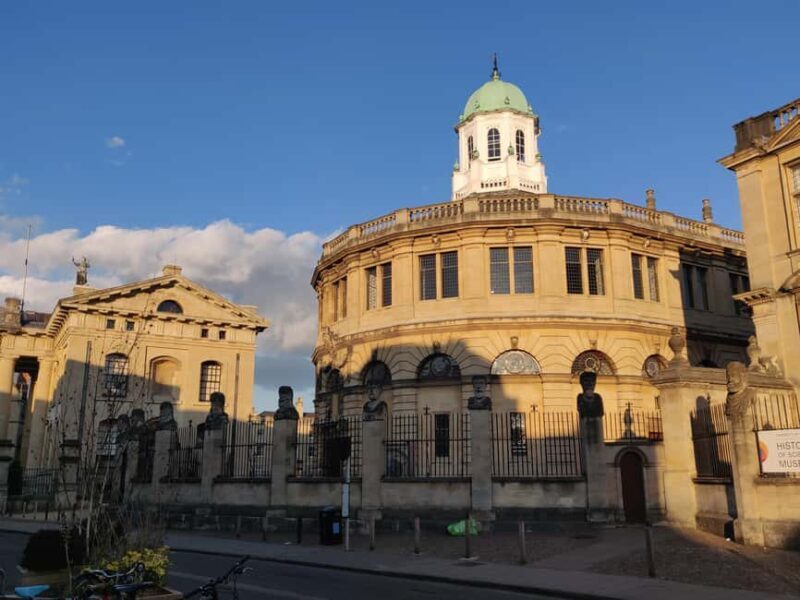 Tolkien, Lewis, "Inklings" Walking Tour + Magdalen College - FAQ