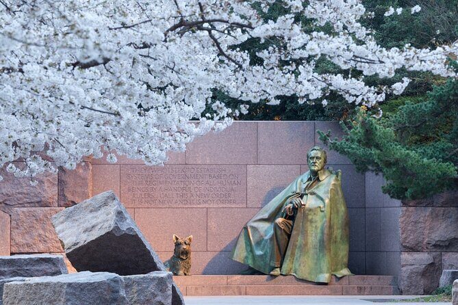 Top Tidal Basin Explorer of Thomas Jefferson FDR & MLK Memorials - Who Should Consider This Tour?