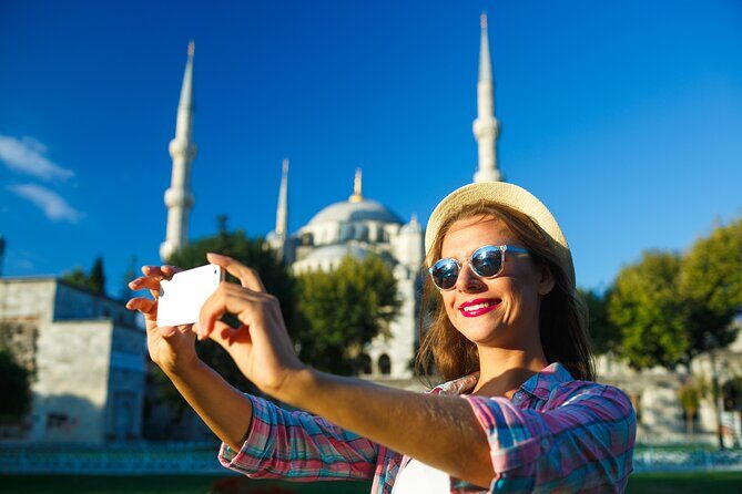 Topkapi Palace, Hagia Sophia, Hippodrome, Blue Mosque and Grand Bazaar Tour - The Experience of the Guides and the Group