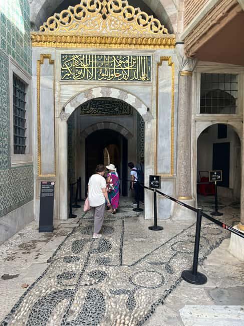 Topkapi Palace & Harem, Skip-the-Line SMALL GROUP - The Experience on the Ground
