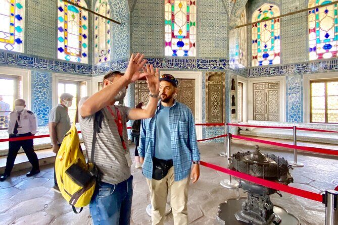 Topkapi Palace with Harem and Blue Mosque Guided Tour - FAQs