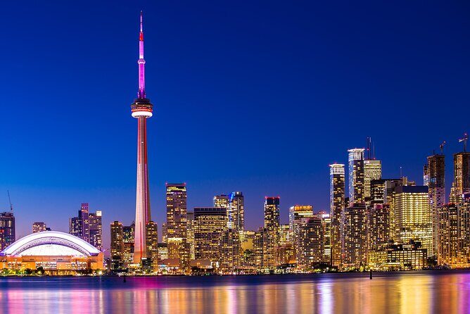 Toronto Airport Private Arrival Transfer-YYZ to Toronto Downtown - The Experience of a Private Chauffeur