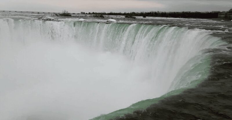 Toronto and Niagara Falls: Full-Day City and Nature Tour - Getting Up Close at Niagara Falls