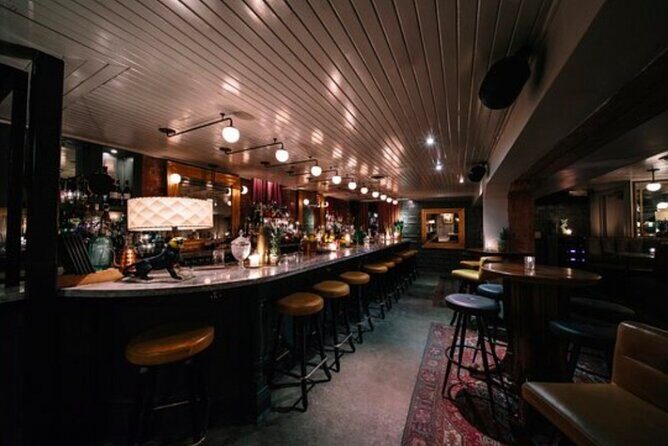 Toronto Bar Hunt: Take On Toronto Bar Crawl - Navigating the Itinerary and Highlights