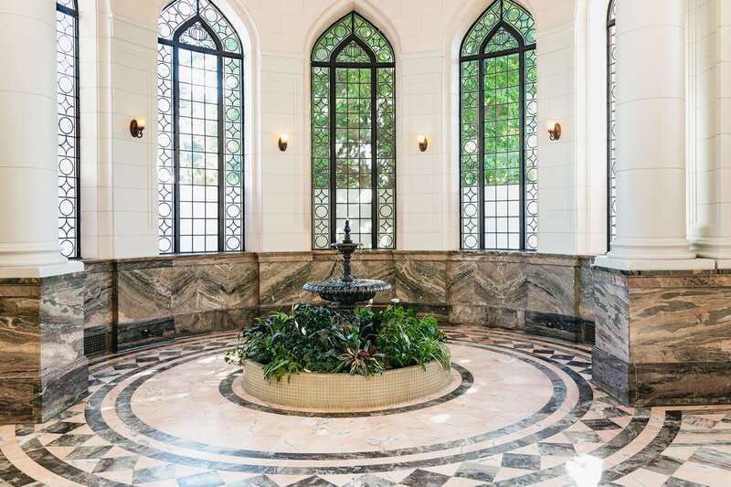 Toronto: Casa Loma Entry Ticket - Art and military history: Group of Seven and Queen’s Own Rifles