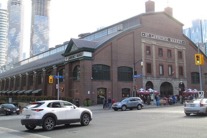 Toronto Distillery District Self-Guided Walking Tour - Practical Considerations and Tips