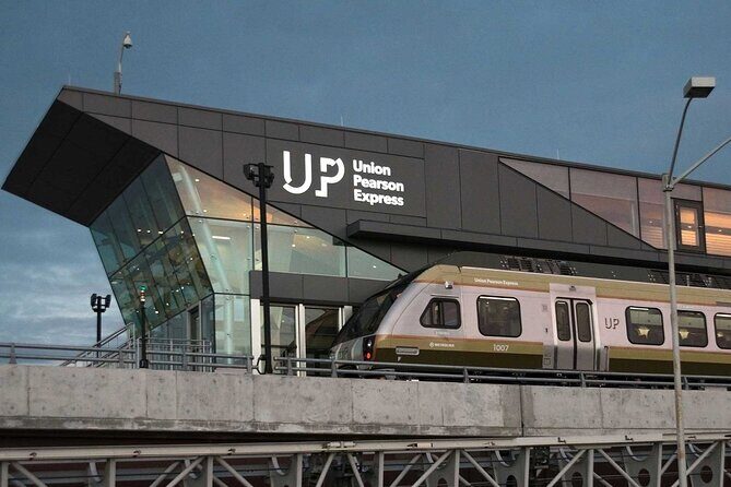 Toronto Express Train Pass to and from Pearson Airport - The Details of the Train Experience