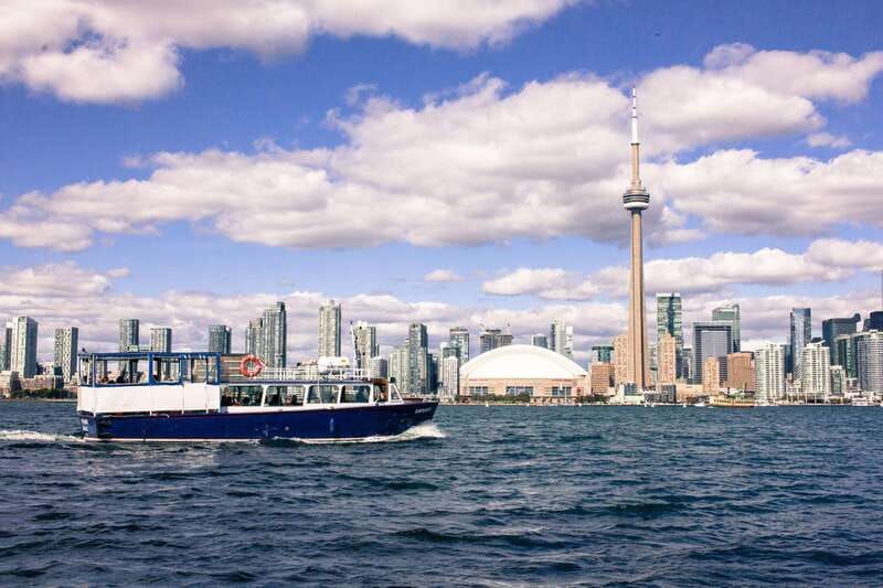 Toronto: Harbor and Islands Sightseeing Cruise - Live Narration That Turns a Cruise Into a Lesson