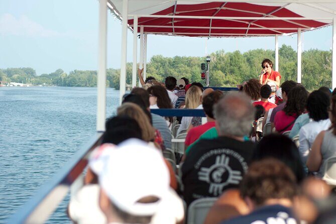 Toronto Harbour and Islands Cruise - What to Expect on the Toronto Harbour and Islands Cruise