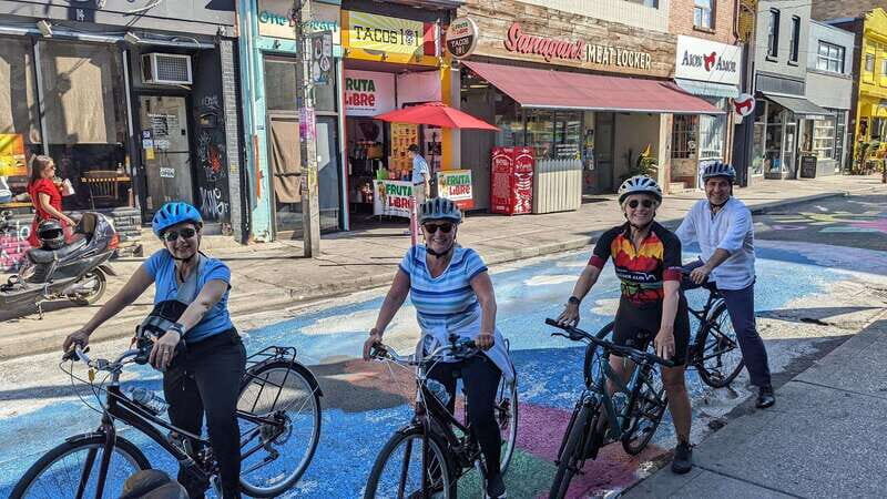 Toronto: Heart of Downtown 3.5-Hour Bike Tour - What to Expect During the Tour