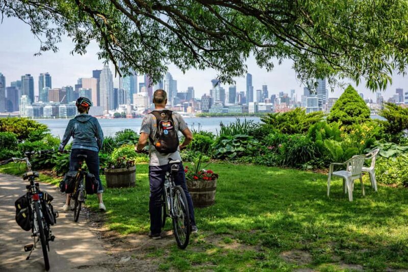 Toronto Islands: Sunrise Breakfast Bicycle Tour - Practical Considerations
