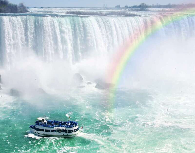 Toronto: Niagara Falls Bus Tour with Maple Tasting and NOTL - Leisure Time and Flexibility