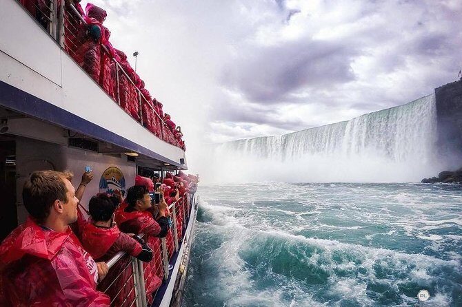 Toronto: Niagara Falls Day Tour with Boat option - Why Travelers Love This Tour