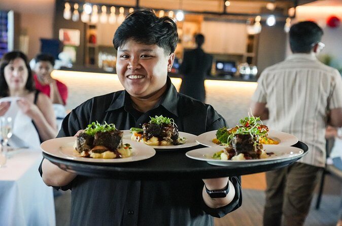 Toronto Premier Lunch Cruise on Odyssey in Toronto Harbour - FAQ