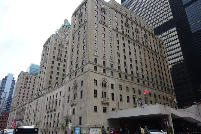 Toronto Self-Guided walking tour and scavenger hunt - What Do Reviews Say?