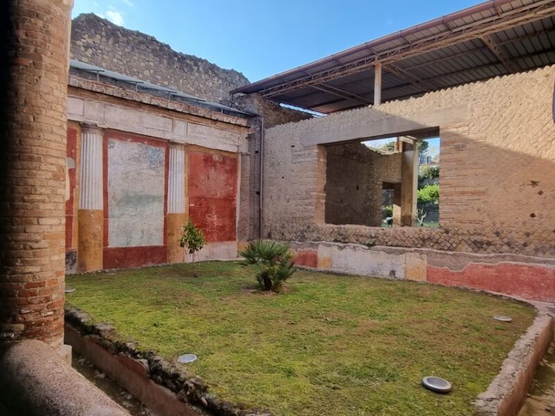 Torre Annunziata: Villa Poppea Smartphone Audio Guide - Key Points