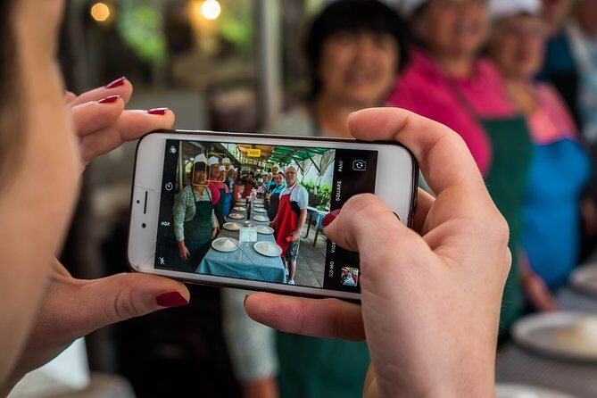 Toss, Bake, Cheers! - Sorrento Pizza Making Class with Wine - Frequently Asked Questions