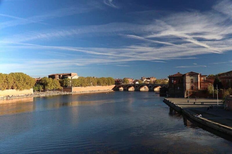 Toulouse: Garonne River Secret Spots Photo Walk - What to Expect on the Garonne River Photo Walk