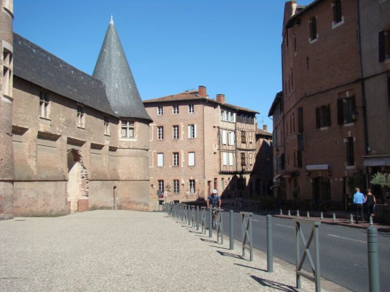 Toulouse to Carcassonne & Albi: Private Sightseeing Tour - Key Points