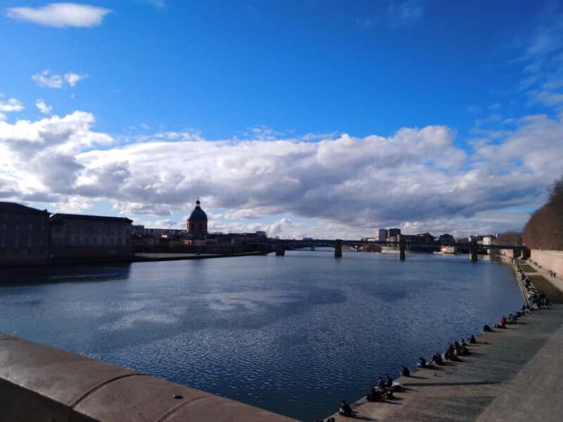 Toulouse: Urban Safari in Toulouse, guided photo walk, and photo spots - Practical Aspects and Traveler Tips