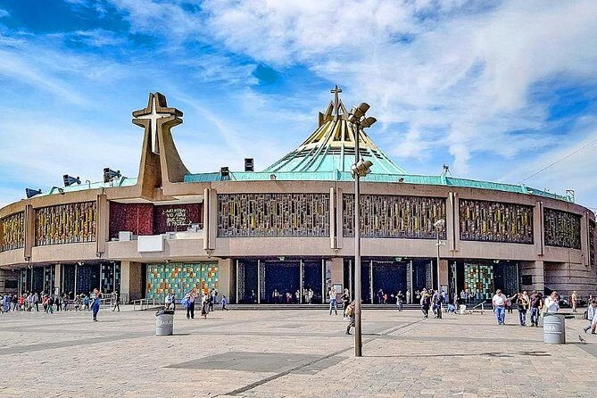 Tour Basilica of Guadalupe and Pyramid of Teotihuacán - Sanctuary of the Virgin - Key Points