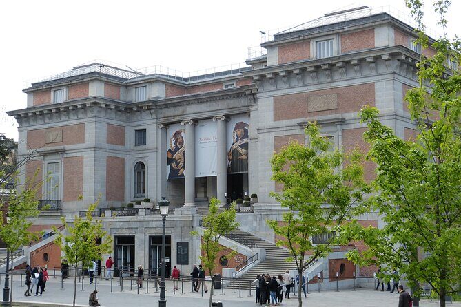Tour 'Best of Prado Museum' (Skip the line ticket. 7 people max.) - Who Should Consider This Tour?