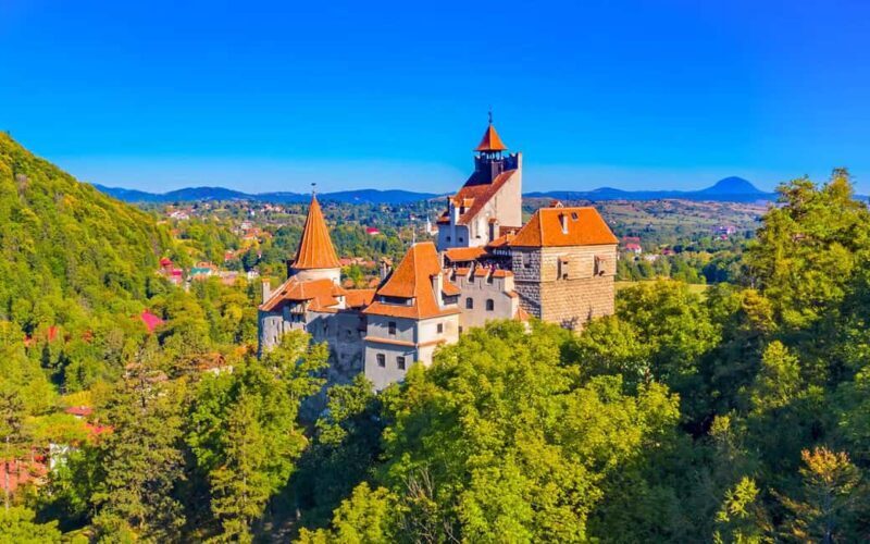 Tour: Bucharest to Peles & Dracula Castles & Medieval Brasov - Is It Worth the Price?
