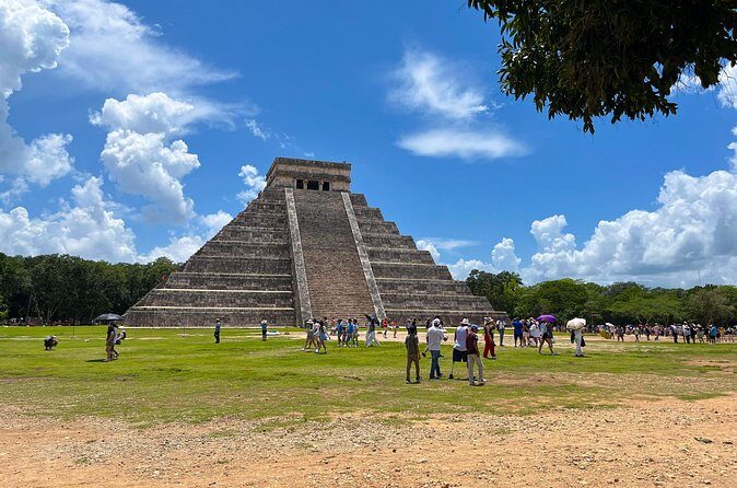 Tour Chichen Itza, Cenote and Valladolid All Inclusive - FAQs