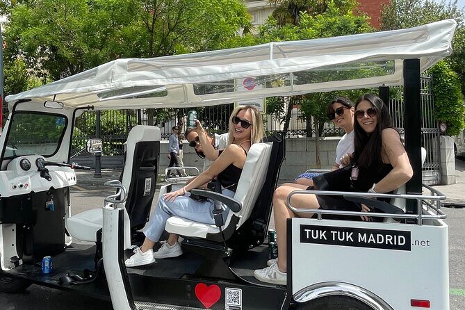 Tour en tuk-tuk electrico por MADRID MODERNO - FAQ