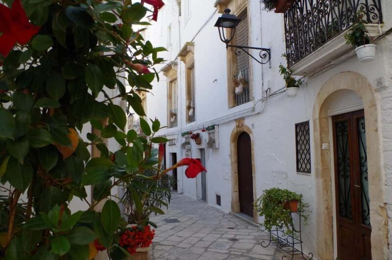 Tour from Bari: visit Alberobello, Locorotondo, and Polignano - FAQ