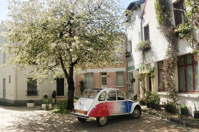 Tour in a vintage car with a Parisian - What the Tour Looks Like: Itinerary & Highlights
