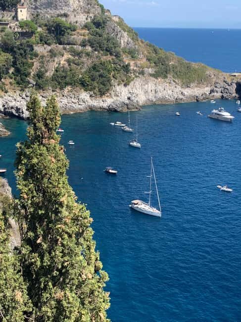 Tour in Minivan Mercedes to Sorrento & Pompeii - Starting the Day: From Naples to Sorrento