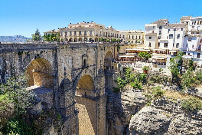 Tour in Ronda with Guided Visit and Setenil de las Bodegas - Is This Tour Worth It?