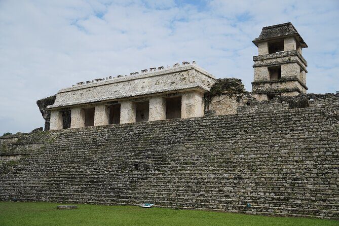 Tour in the Archaeological Zone of Palenque With Guide Included - Detailed Breakdown of the Experience