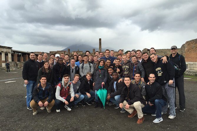 Tour in the ruins of Pompeii with an archaeologist - The Value of a Private Archaeologist Tour