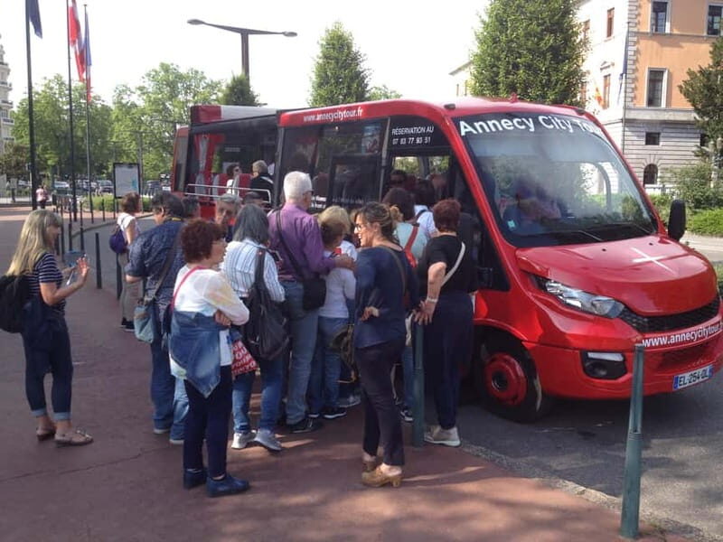 Tour of Annecy by convertible bus - What to Expect from the Annecy Convertible Bus Tour