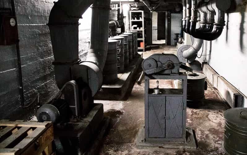 Tour of Communist Prague and Nuclear Bunker - Exploring the Tour of Communist Prague and the Nuclear Bunker