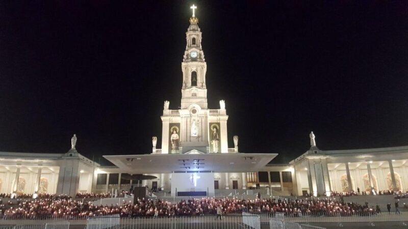 Tour of Fátima; And Nazaré, a small village with giant waves - An Honest Look at the Tour Experience