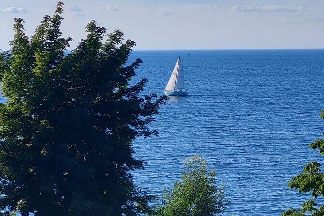 Tour of Niagara Falls (Niagara Falls) - FAQs