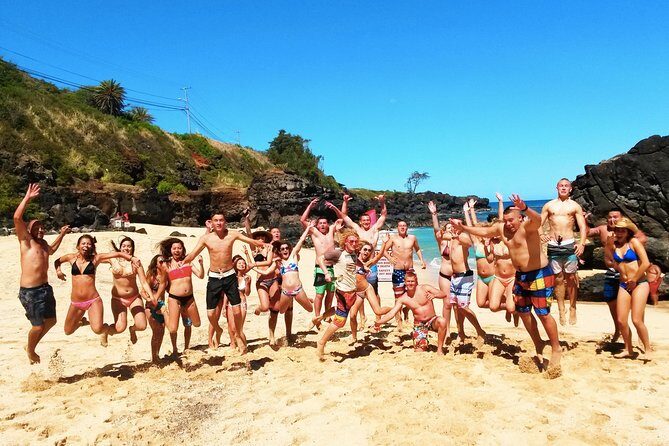 Tour of North Shore & Waimea Waterfall - FAQs