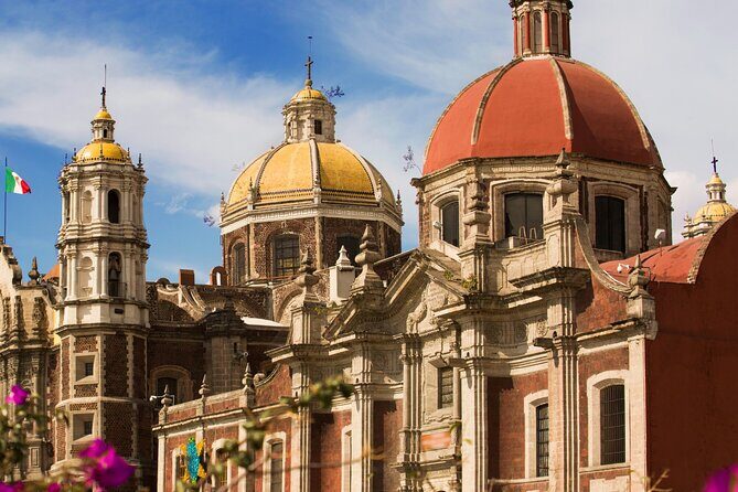 Tour of the Basilica of Guadalupe with Plaza de las Tres Culturas - Participating in Religious Rituals