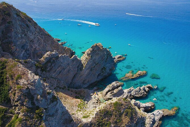 Tour of the Costa degli Dei by boat, 3 hours with aperitif included - The Value Proposition for Different Travelers